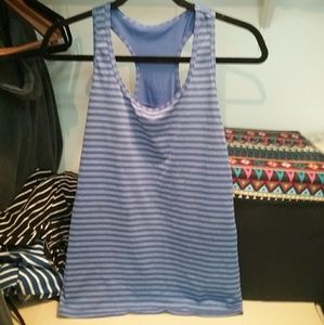 Sleveless purple striped exercise shirt